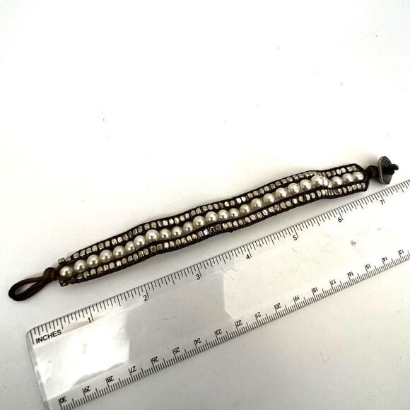 AEO faux pearl leather wrap bracelet - Picture 8 of 10